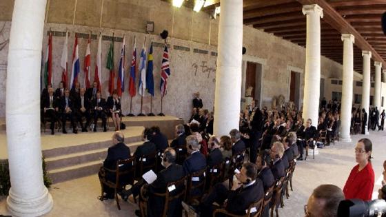 Photo: Ceremony of Accession Treaty Signature - Athens, 16.4.2003: A view of the  Stoa of Attalos